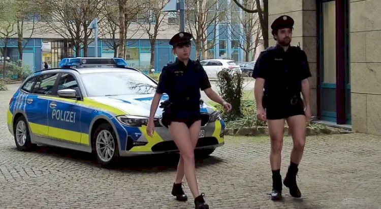 Sindicato da Polícia Alemã (DPolG) faz vídeo protestando contra escassez de uniformes